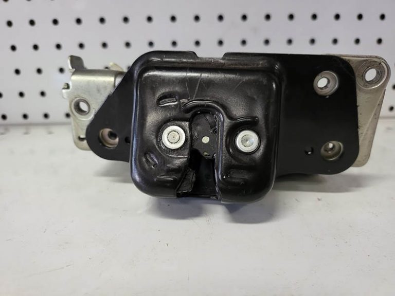 KL Jeep Cherokee Tailgate Lock Jeep Spares