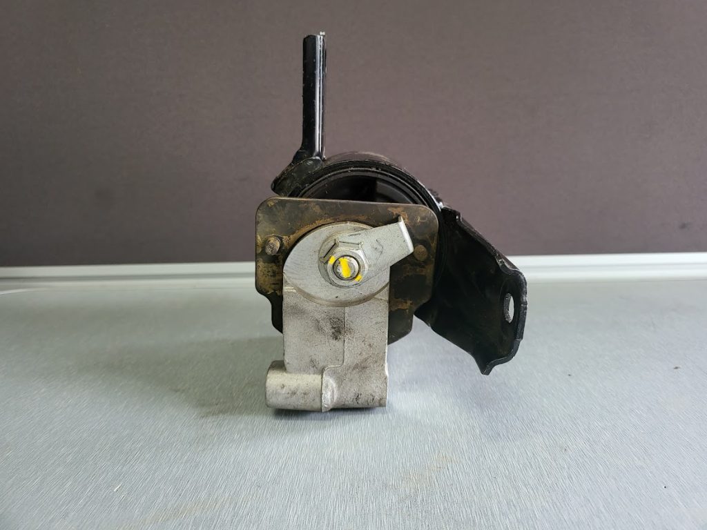 Caliber, Compass, Patriot engine mount Jeep Spares