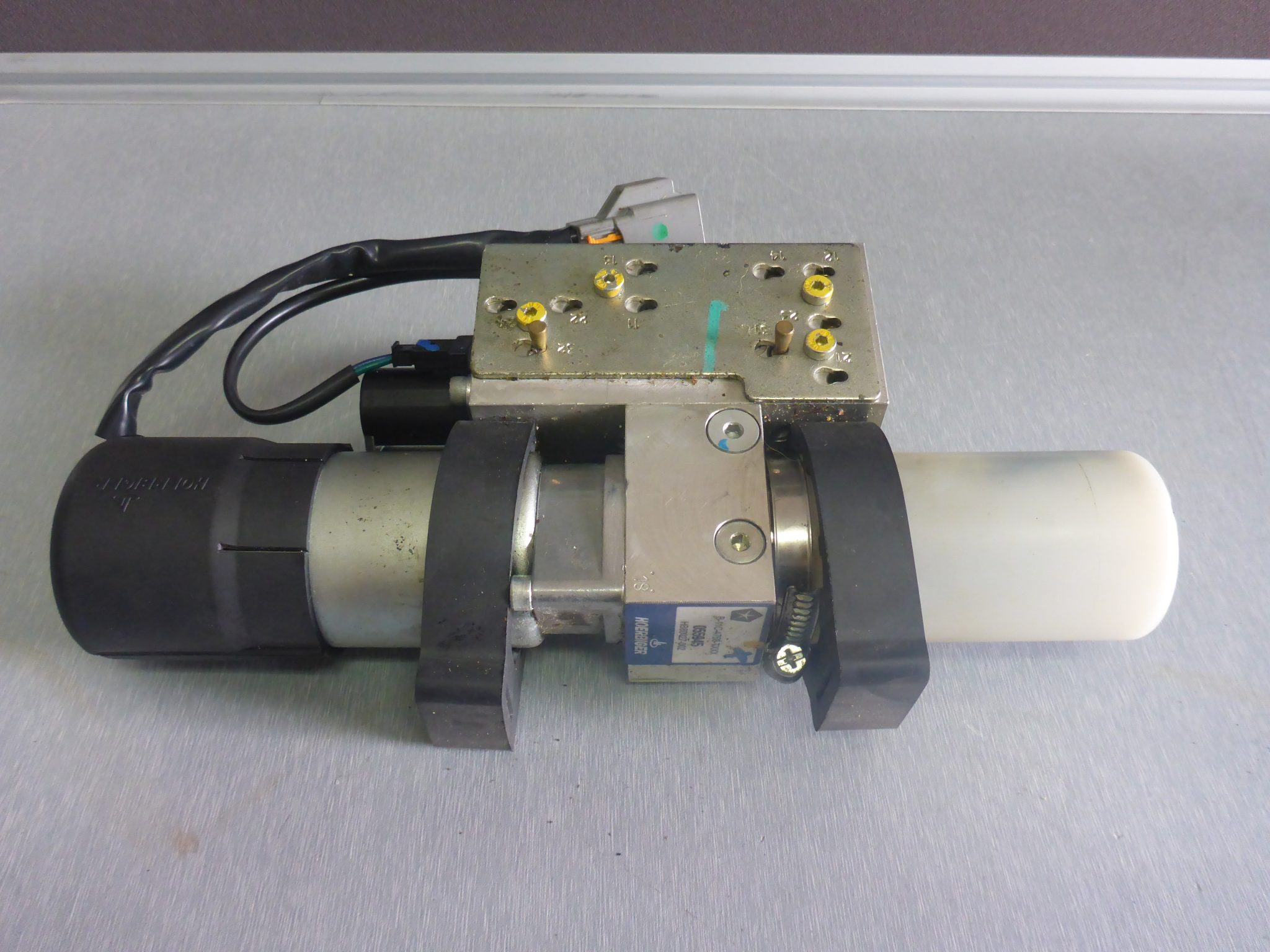 Chrysler Sebring Convertible lift motor Jeep Spares