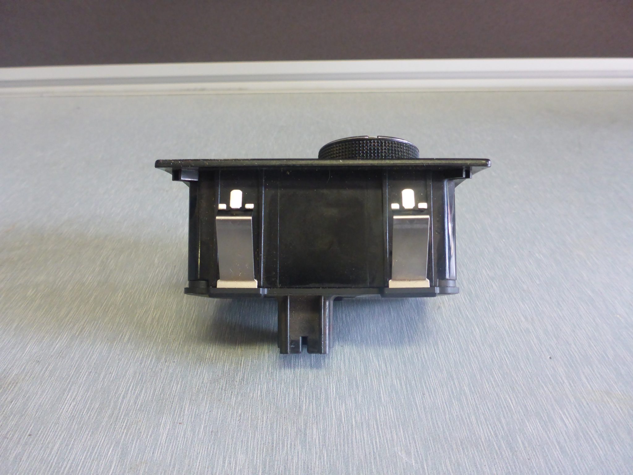 WK Grand Cherokee headlight switch Jeep Spares